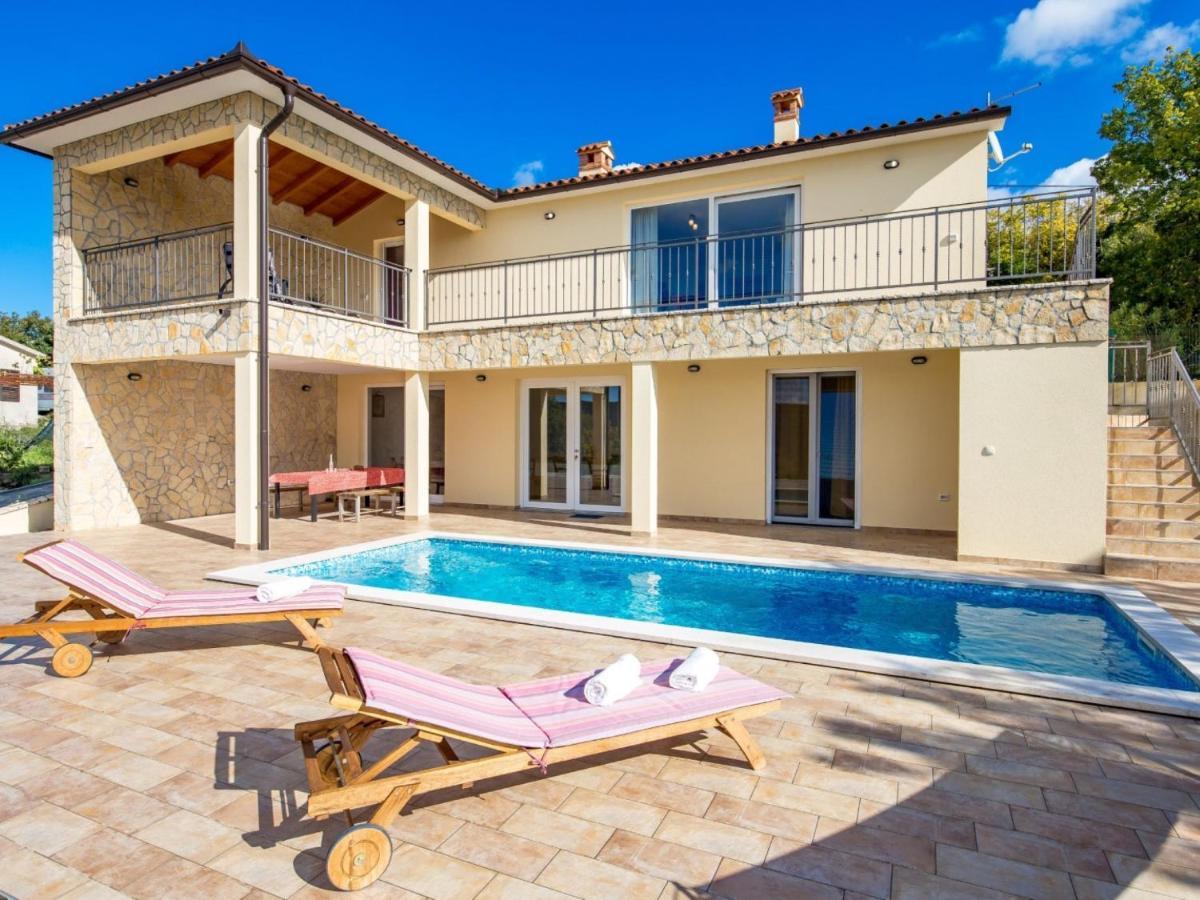 Villa Valente With Pool 拉宾 外观 照片