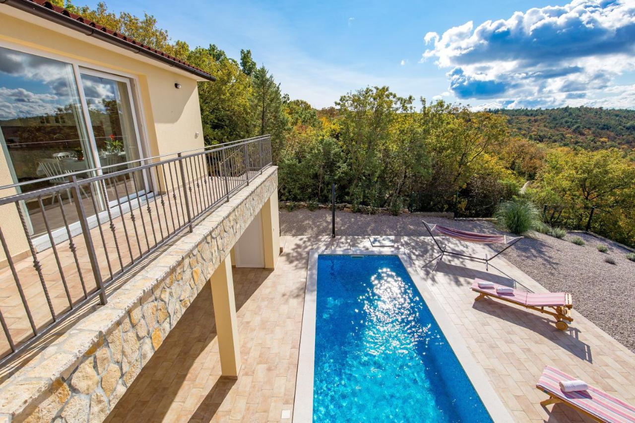 Villa Valente With Pool 拉宾 外观 照片