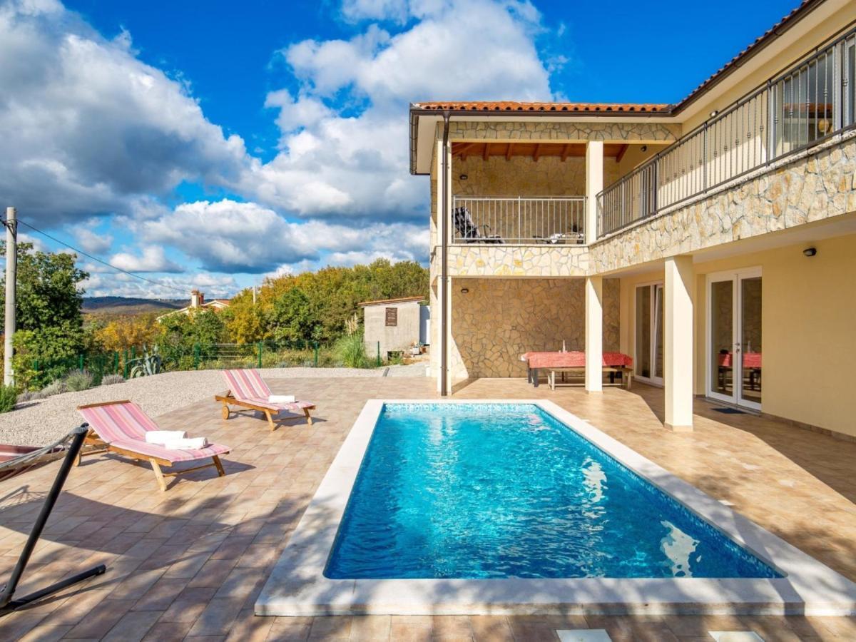 Villa Valente With Pool 拉宾 外观 照片